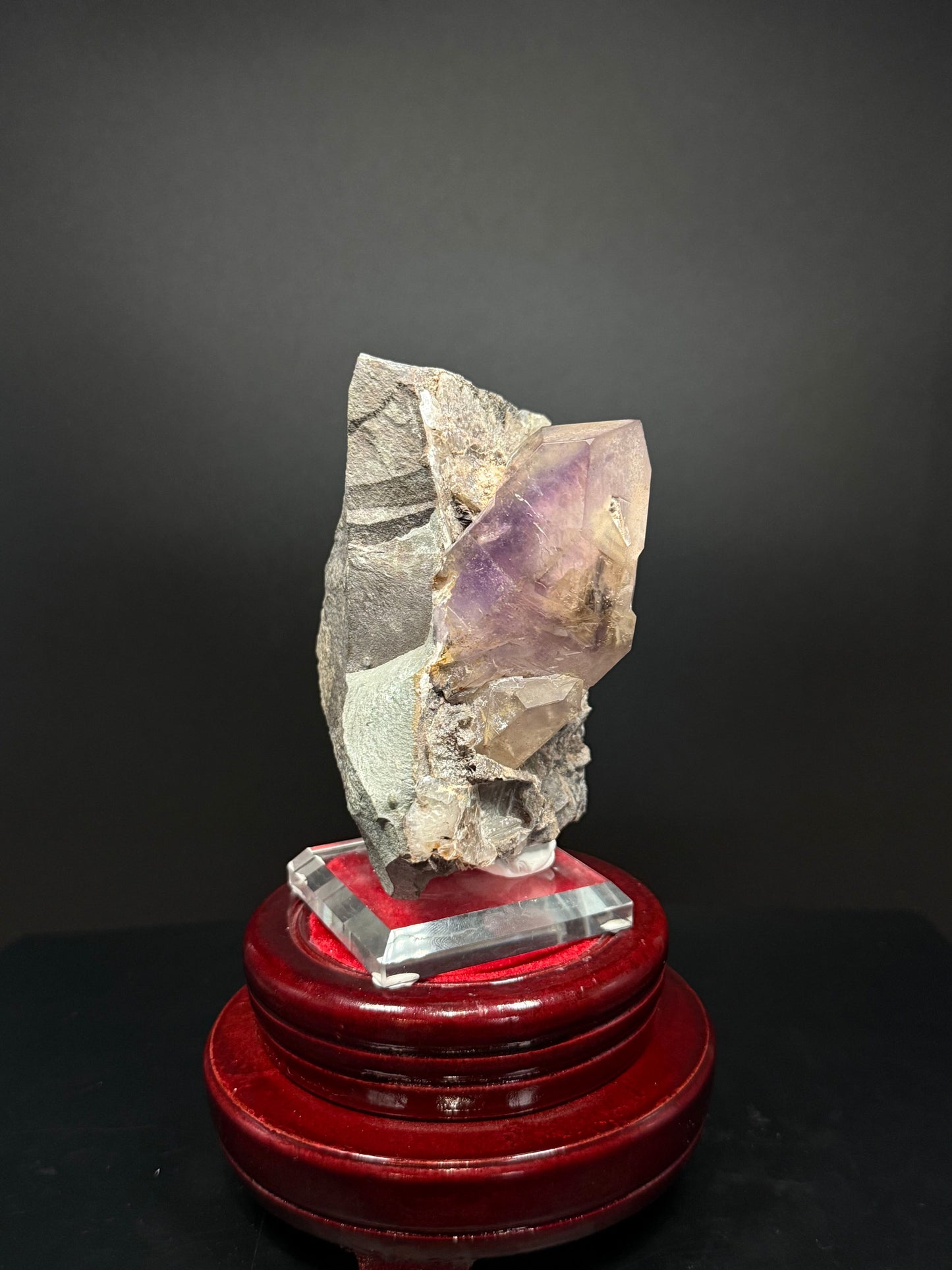 Rare Brandbert Quartz – 3.96” | 0.67 Kg