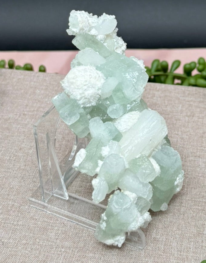 Rare Apophyllite, Stilbite, and Mordenite – 0.17 Kg