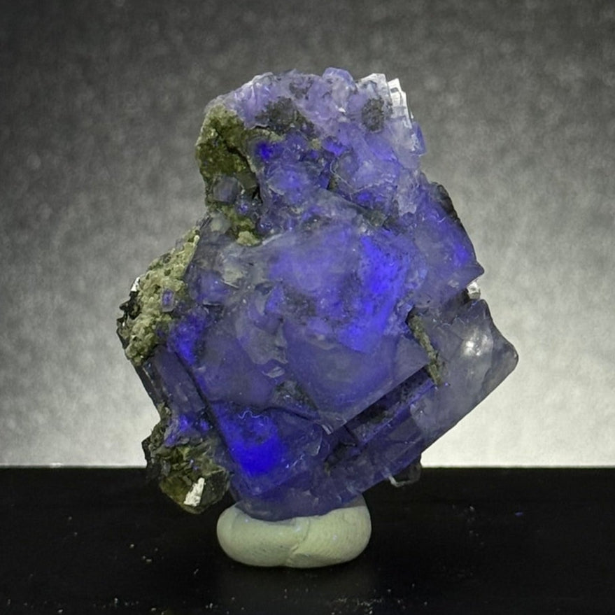 Yao Gang Xian Fluorite from Hunan Province 7 - 68.04g