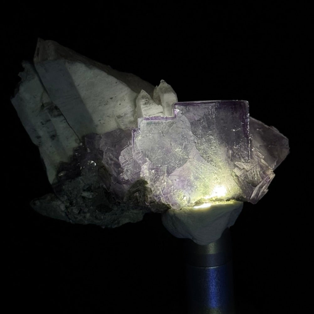 Yao Gang Xian Fluorite from Hunan Province 10 - 63.5g