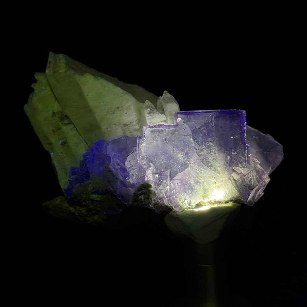 Yao Gang Xian Fluorite from Hunan Province 10 - 63.5g