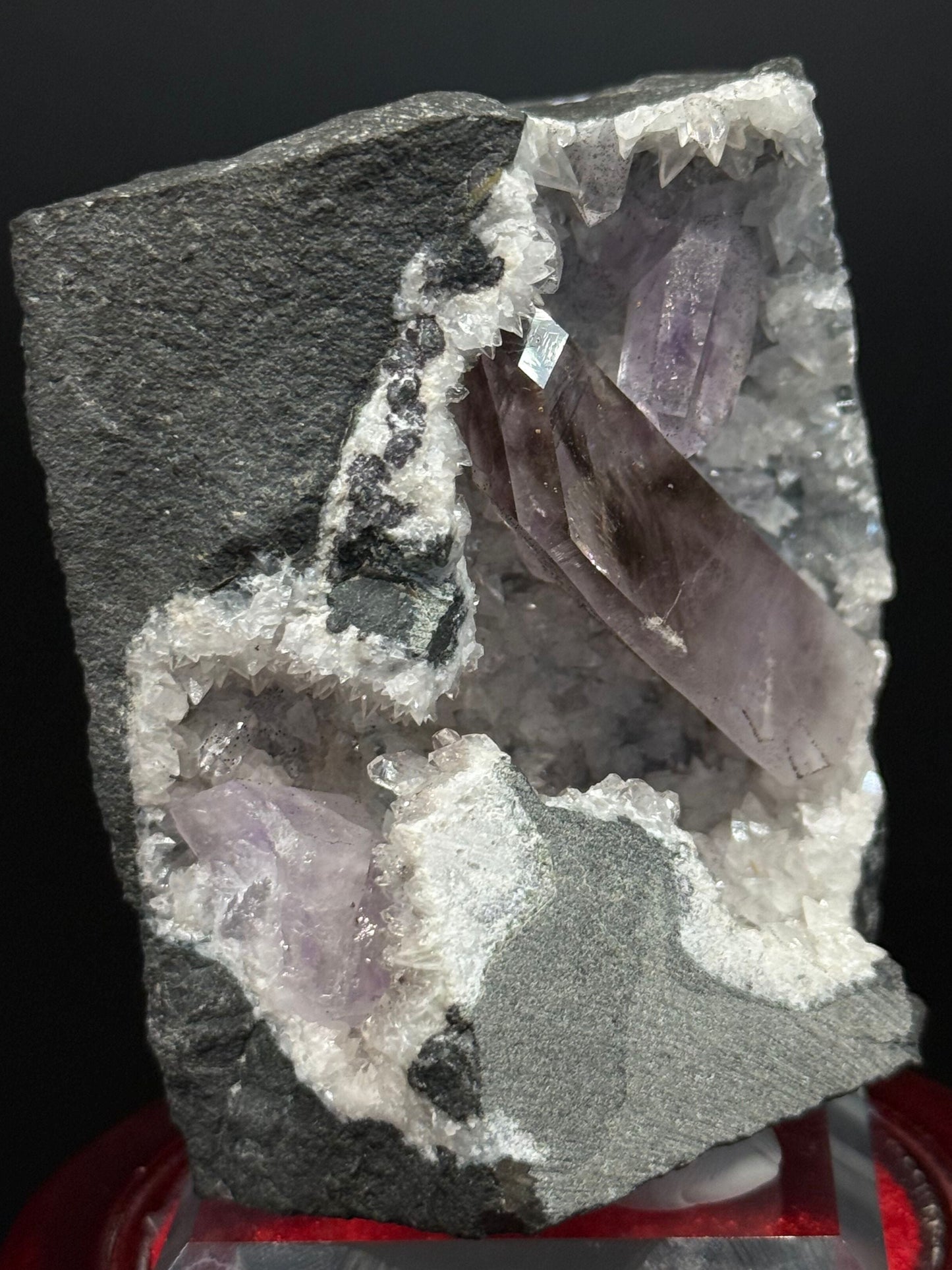 Rare Brandbert Quartz – 3.36” | 0.43 Kg