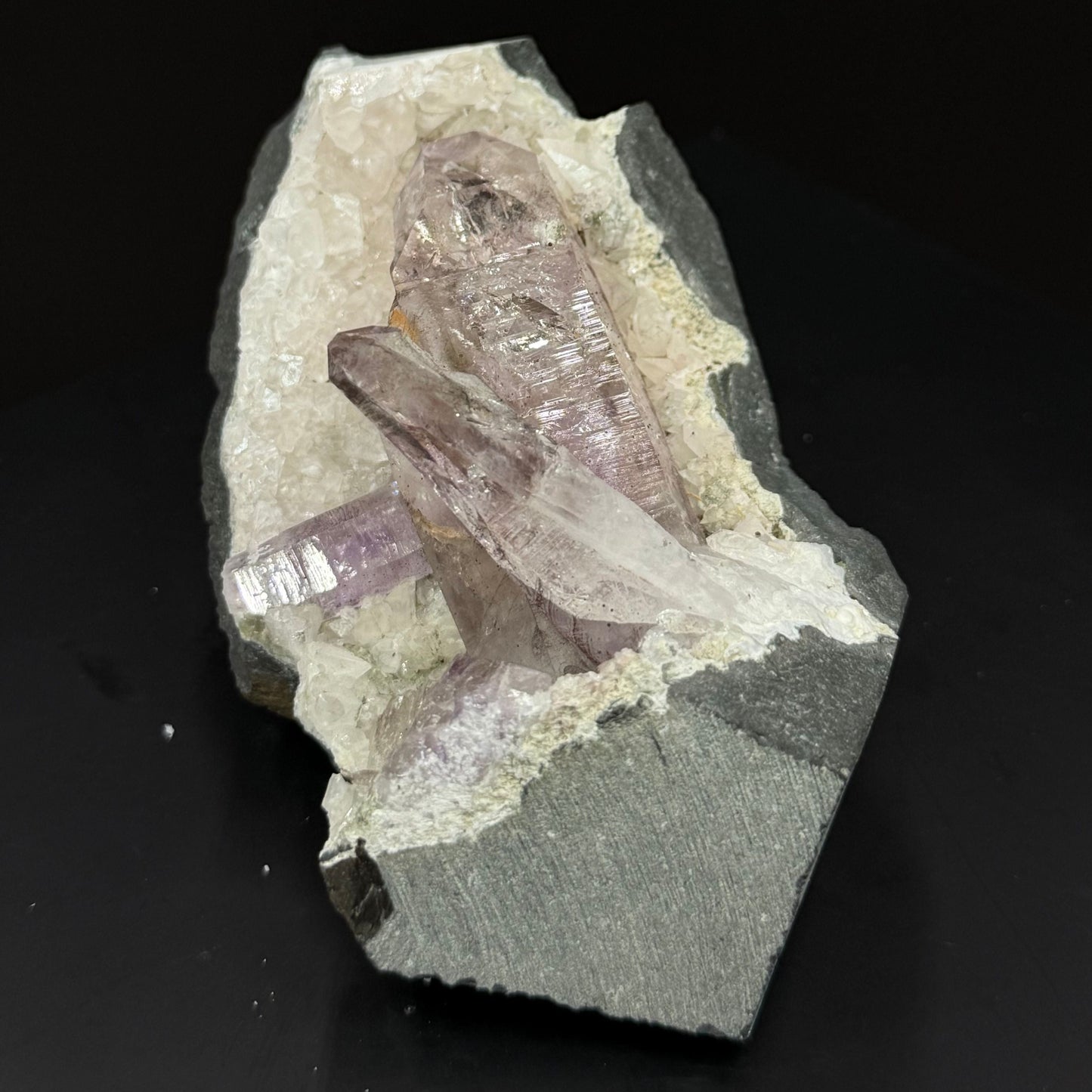 Rare Brandbert Quartz – 5.33” | 0.53 Kg