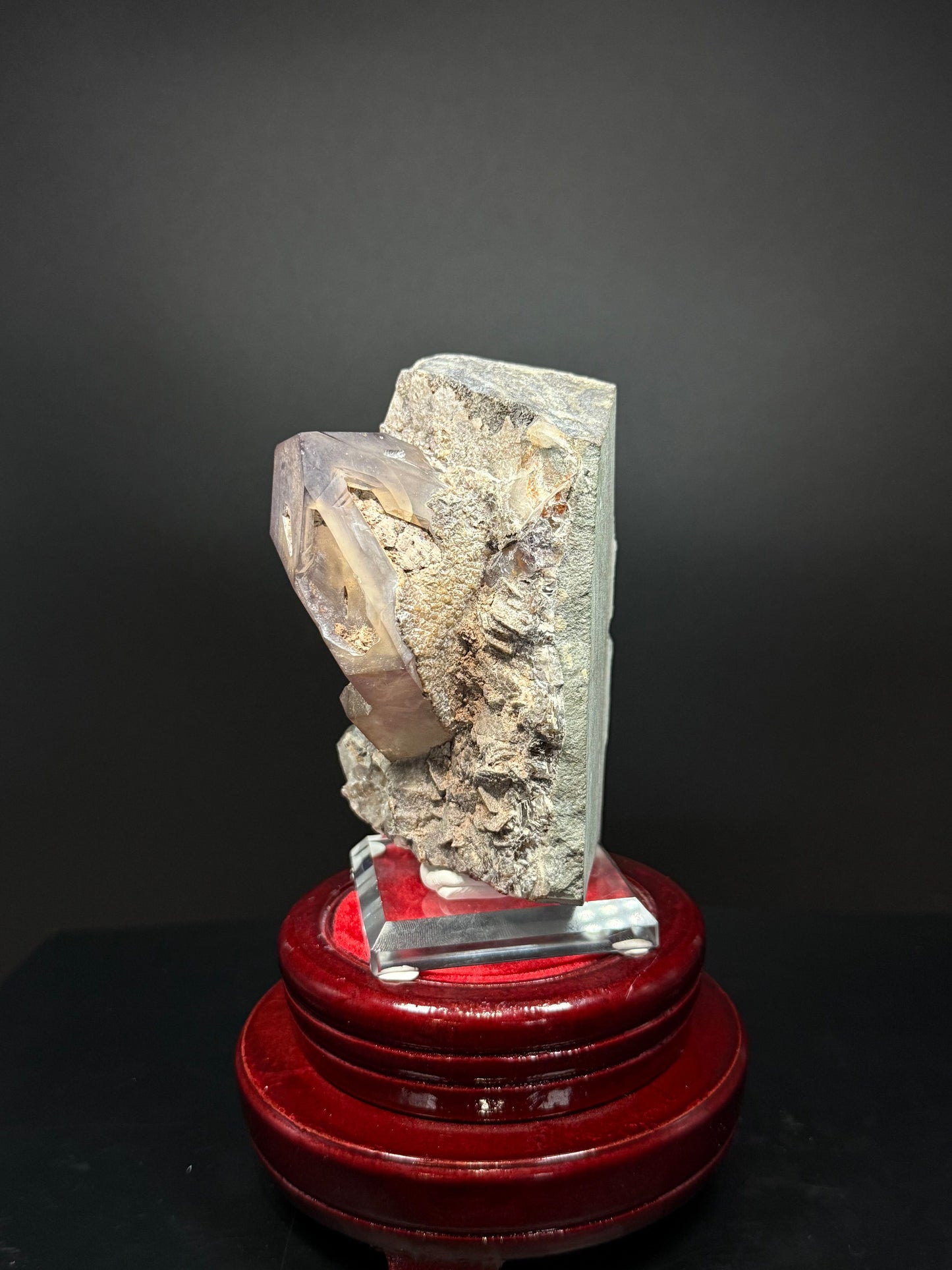 Rare Brandbert Quartz – 3.96” | 0.67 Kg
