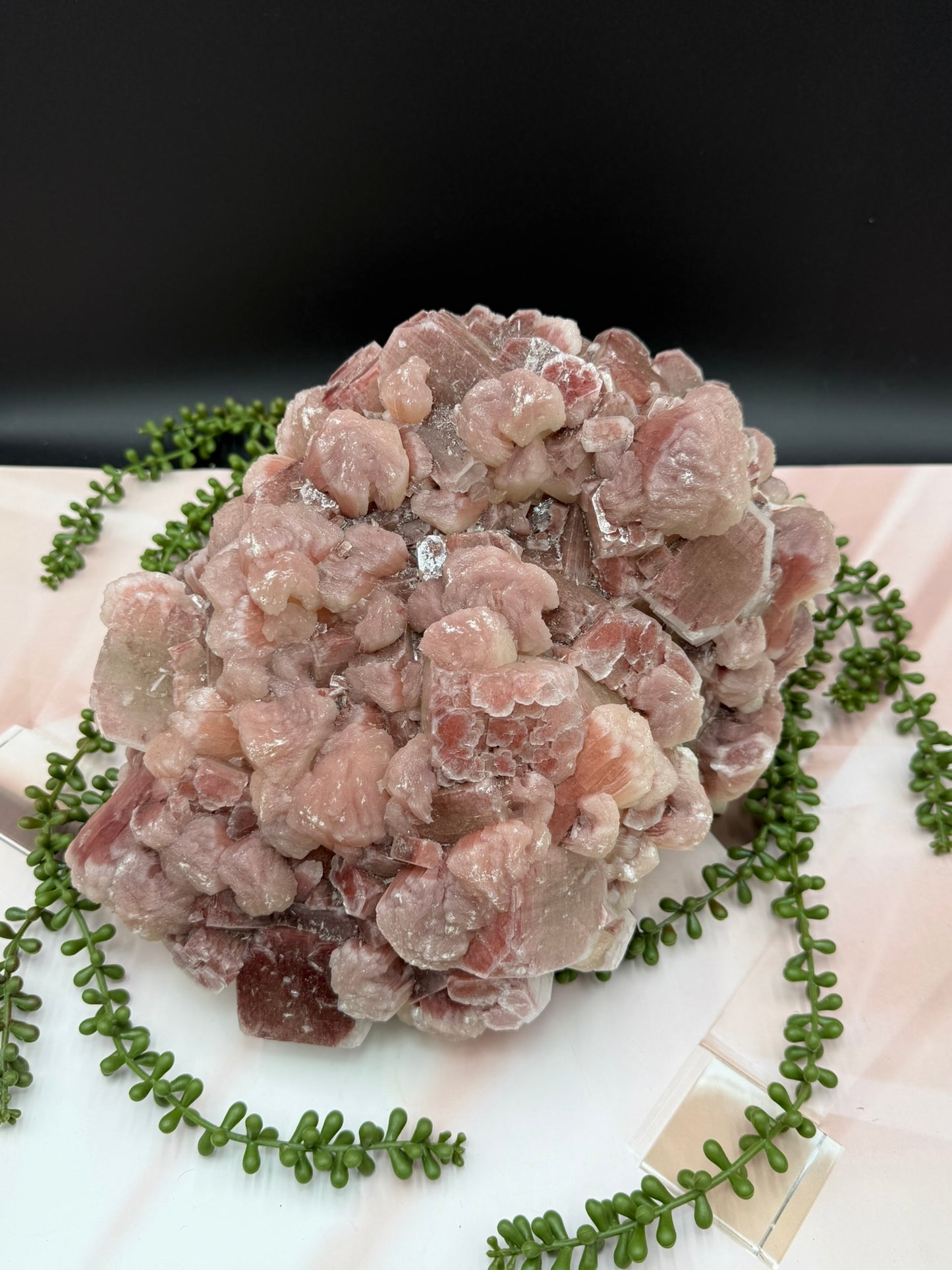 Red Apophyllite and Stilbite – 11.42 Kg